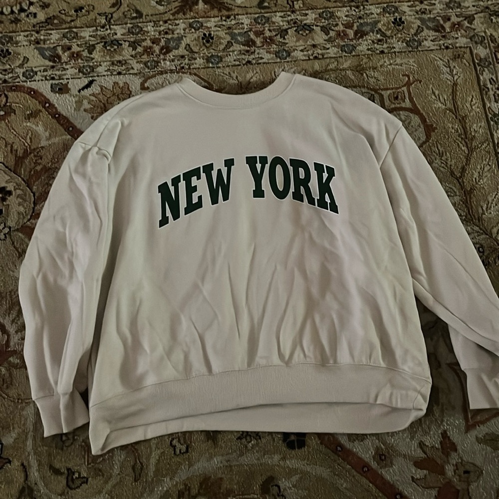 Tan New York Pullover, Forever 21, size Medium